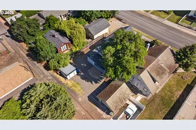 404 W 9th St, The Dalles, OR 97058 - Photo 32