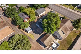 404 W 9th St, The Dalles, OR 97058 - Photo 32