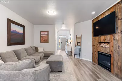 1603 SW Hewitt Ave, Troutdale, OR 97060 - Photo 10