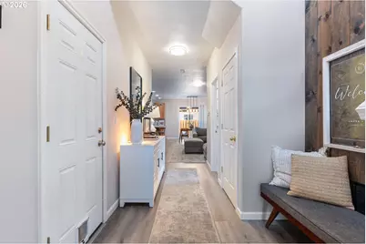 1603 SW Hewitt Ave, Troutdale, OR 97060 - Photo 2