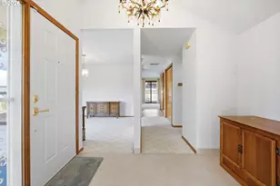2332 NE 158th Ave, Portland, OR 97230 - Photo 8