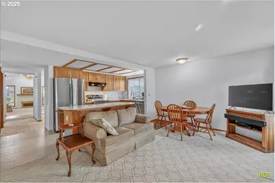 2332 NE 158th Ave, Portland, OR 97230 - Photo 18