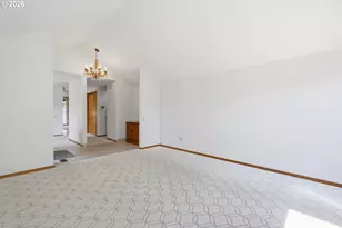 2332 NE 158th Ave, Portland, OR 97230 - Photo 6