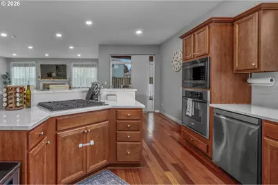 33790 NE Kern Ct, Scappoose, OR 97056 - Photo 6