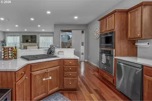 33790 NE Kern Ct, Scappoose, OR 97056 - Photo 6