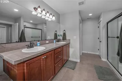 33790 NE Kern Ct, Scappoose, OR 97056 - Photo 18