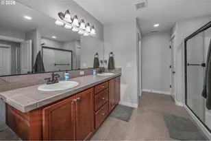 33790 NE Kern Ct, Scappoose, OR 97056 - Photo 18