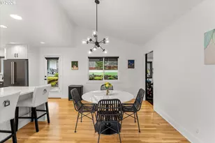 5619 SW Windsor Ct, Portland, OR 97221 - Photo 10