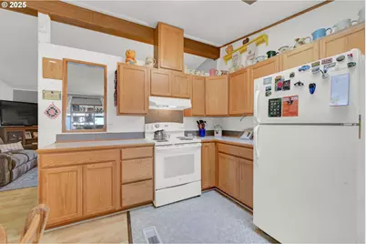 34185 El Roble Ave, Eugene, OR 97405 - Photo 18