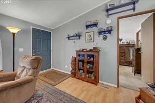 34185 El Roble Ave, Eugene, OR 97405 - Photo 6