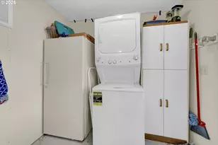34185 El Roble Ave, Eugene, OR 97405 - Photo 24