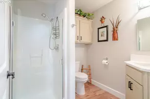 82 Weldwood Dr, Lebanon, OR 97355 - Photo 16