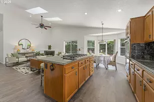 18938 Cathy Adams Dr, Oregon City, OR 97045 - Photo 14