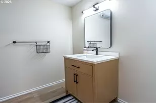 2540 W 22nd Ave, Eugene, OR 97405 - Photo 30