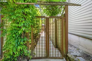 11410 SW 47th Ave, Portland, OR 97219 - Photo 36