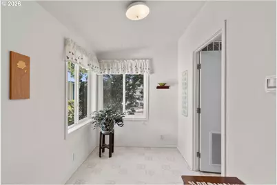 10 E South Stage Rd #421, Medford, OR 97501 - Photo 16