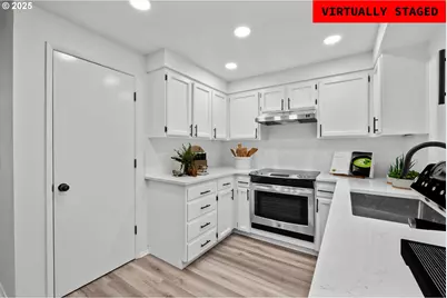 910 NE Hill Way, Estacada, OR 97023 - Photo 8