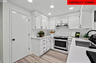 910 NE Hill Way, Estacada, OR 97023 - Photo 8