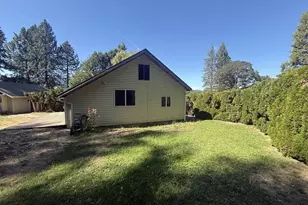 784 Wall St, Husum, WA 98623 - Photo 10