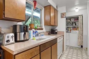 704 Main St, Dayton, OR 97114 - Photo 10