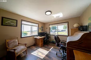 39903 Mertz Dr SE, Stayton, OR 97383 - Photo 18