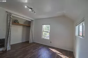 305 E Adams St, Burns, OR 97720 - Photo 18