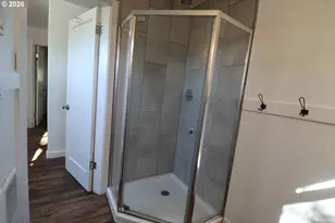 305 E Adams St, Burns, OR 97720 - Photo 20