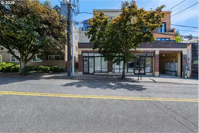 4412 S Corbett Ave #North, Portland, OR 97239 - Photo 2