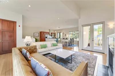 4412 S Corbett Ave #North, Portland, OR 97239 - Photo 8