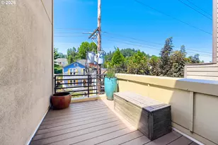 4412 S Corbett Ave, Portland, OR 97239 - Photo 28