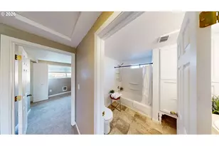 2364 E Irwin Wy, Eugene, OR 97402 - Photo 12