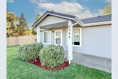 2364 E Irwin Way, Eugene, OR 97402 - Photo 2