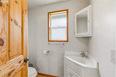 159 Bloom Rd, Wolf Creek, OR 97497 - Photo 12