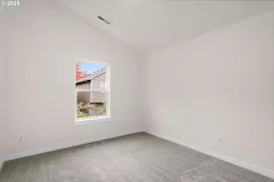 7544 NE Catherine Ct, Hillsboro, OR 97124 - Photo 22