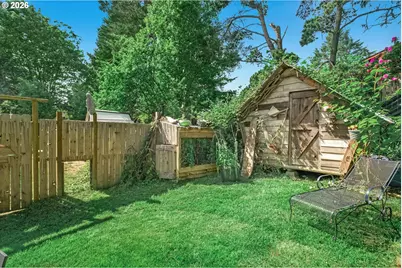 1909 NE 20th St, Lincoln City, OR 97367 - Photo 26