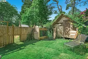 1909 NE 20th St, Lincoln City, OR 97367 - Photo 26