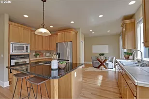 4574 NW Dresden Pl, Portland, OR 97229 - Photo 14