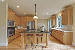 4574 NW Dresden Pl, Portland, OR 97229 - Photo 10