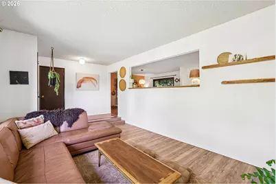 910 SE Storey St, McMinnville, OR 97128 - Photo 6
