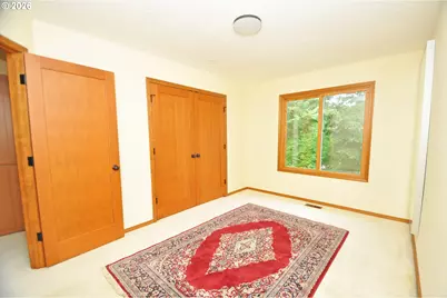 6431 SW Dolph Dr, Portland, OR 97219 - Photo 24