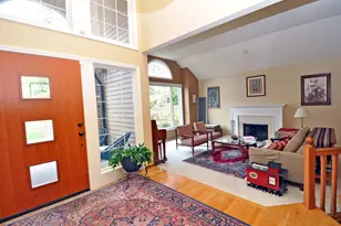 6431 SW Dolph Dr, Portland, OR 97219 - Photo 4