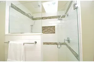 6431 SW Dolph Dr, Portland, OR 97219 - Photo 22