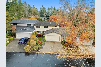 9 Britten Ct, Lake Oswego, OR 97035 - Photo 1