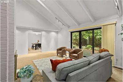 9 Britten Ct, Lake Oswego, OR 97035 - Photo 8