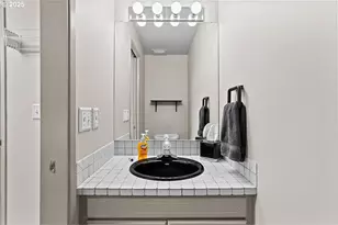 9 Britten Ct, Lake Oswego, OR 97035 - Photo 22