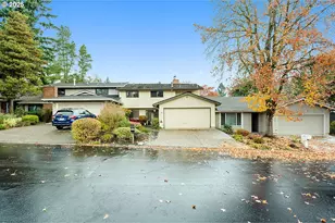 9 Britten Ct, Lake Oswego, OR 97035 - Photo 2