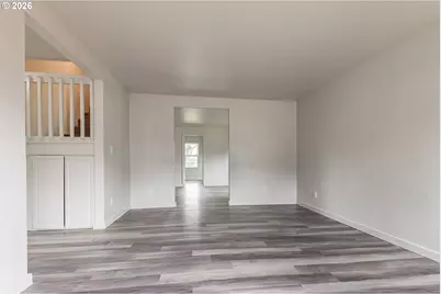 820 N 1st Ave, Kelso, WA 98626 - Photo 4