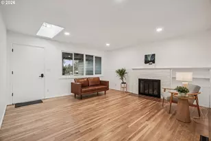 1018 SE 164th Ave, Portland, OR 97233 - Photo 6