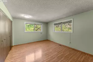 221 Oakview Dr, Roseburg, OR 97471 - Photo 24