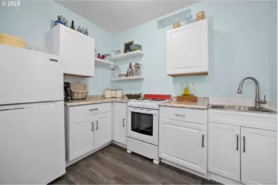 2202 NW Mokmak Lake Dr, Waldport, OR 97394 - Photo 34